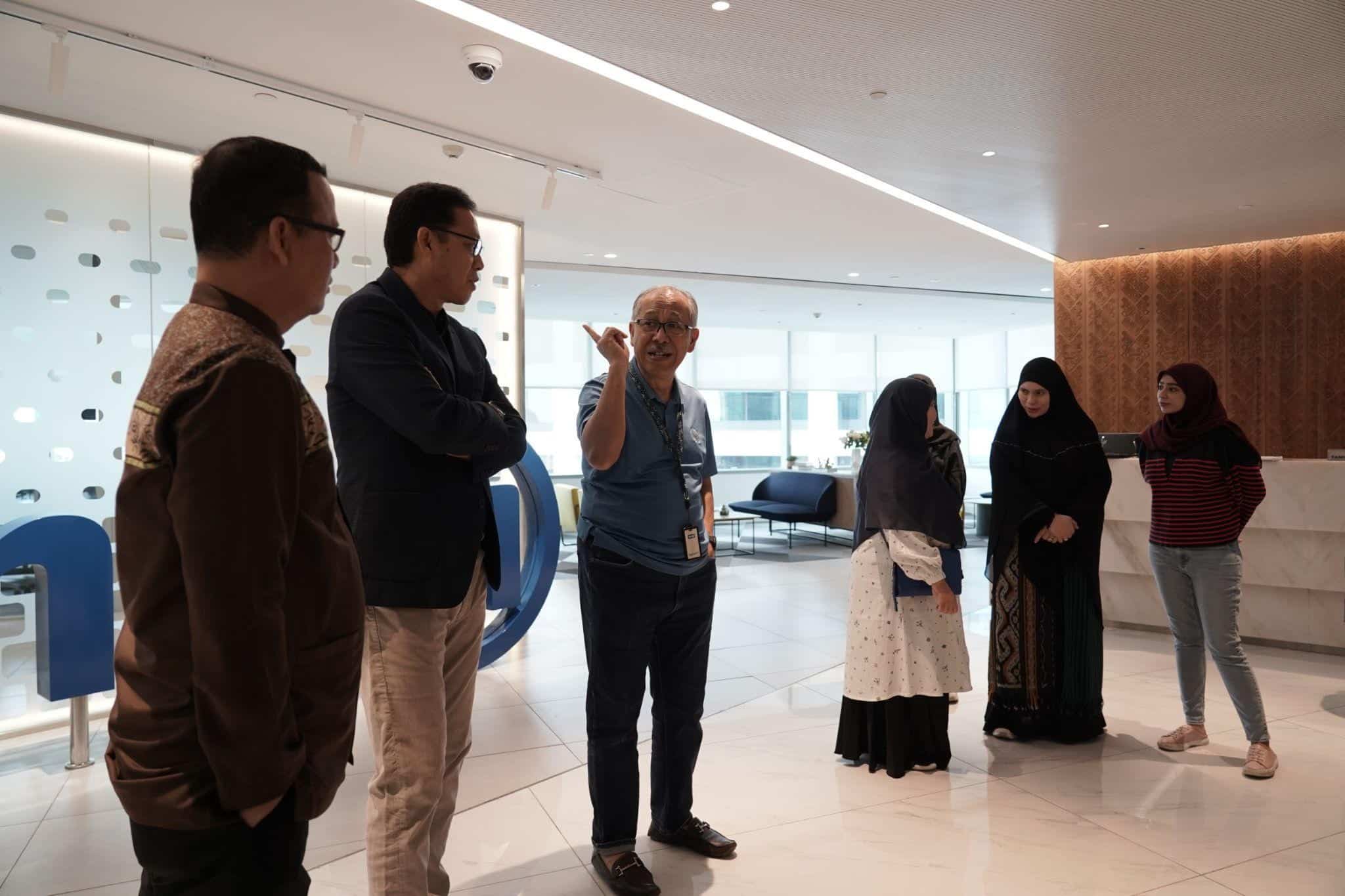 Allianz Syariah Percayakan Kurban Kepada Dompet Dhuafa