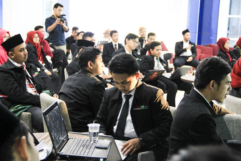 ETOS ID & BAKTI NUSA, Beasiswa Dompet Dhuafa Untuk Mahasiswa