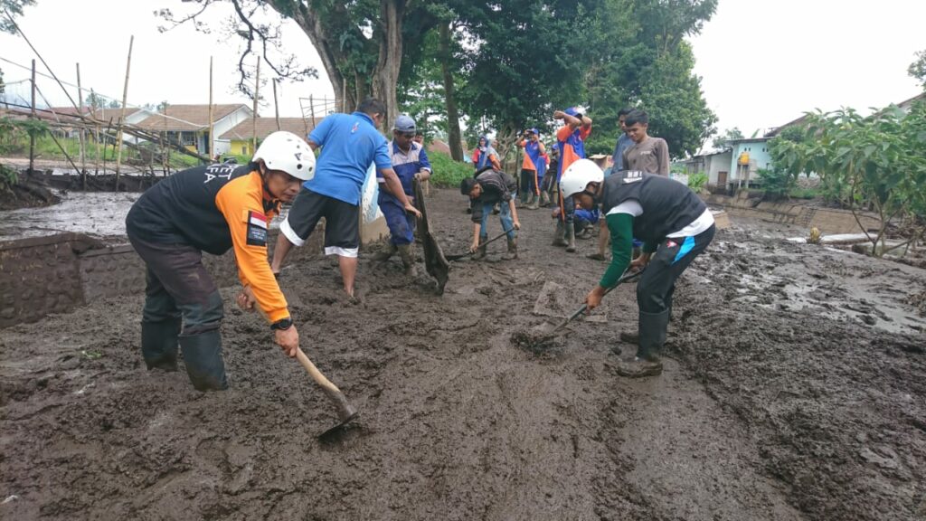 Banjir Bandang Terjang Bondowoso - Dompet Dhuafa