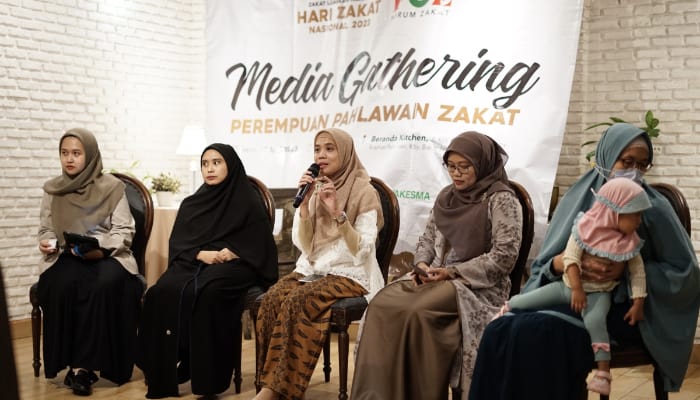 hari-zakat-nasional-perempuan-pahlawan-zakat