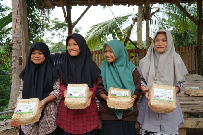 Dompet Dhuafa x jalanpulang.id sedekah daging ke Banten