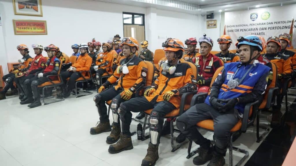 Pelatihan Collapse Structure Search and Rescue (CSSR)