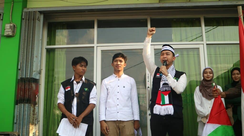 Dompet Dhuafa Lampung menggelar aksi solidaritas untuk palestina