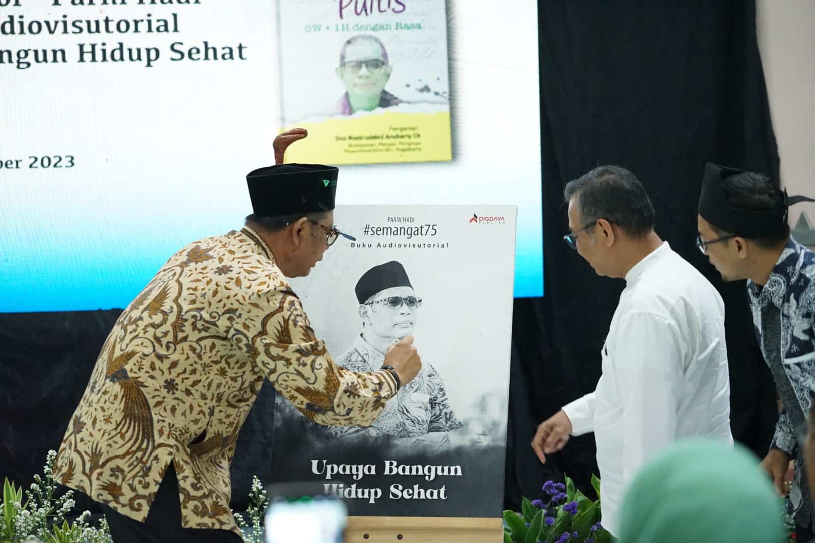 Parni Hadi luncurkan buku audiovisutorial