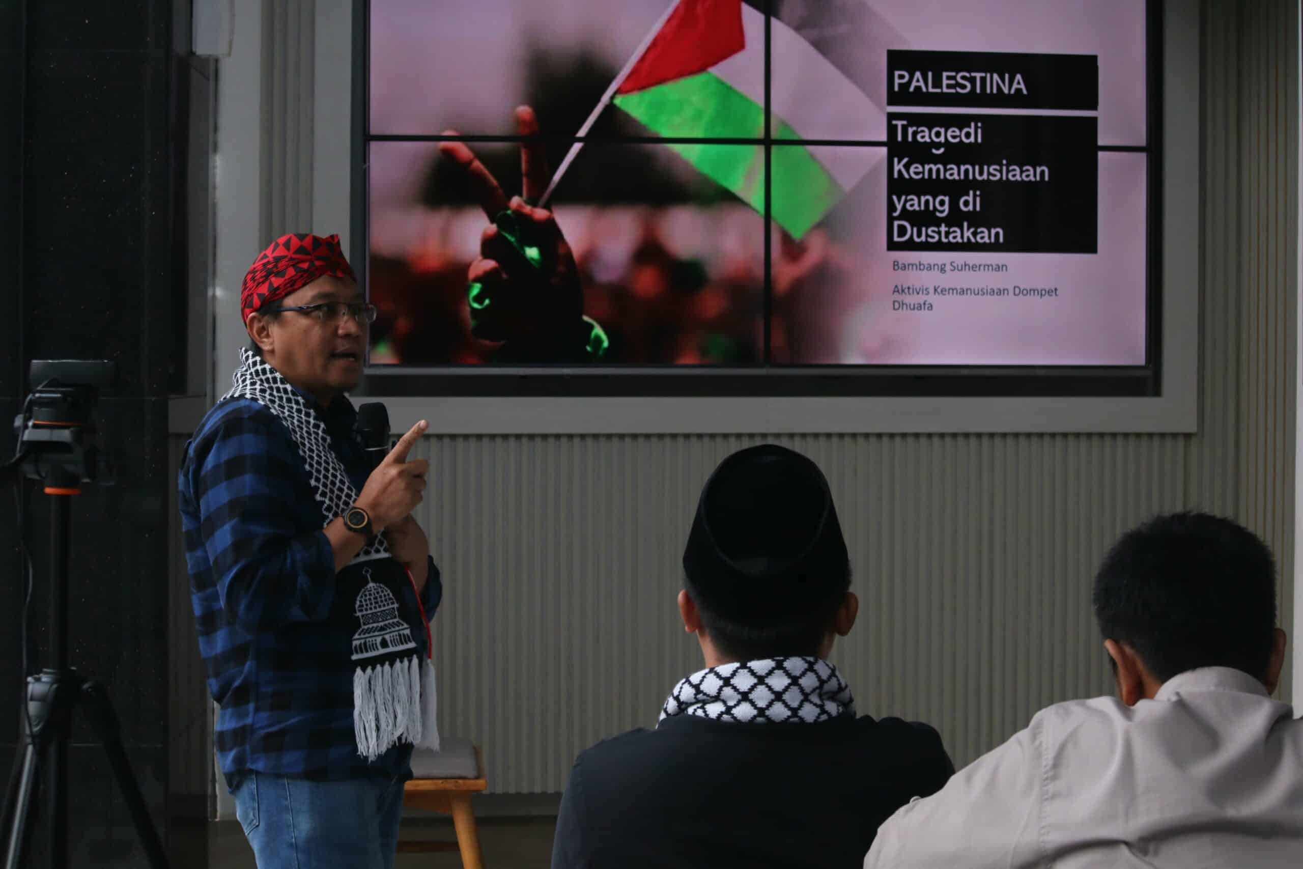 Bambang Suherman berkisah tentang perjalanan ke Gaza, Palestina