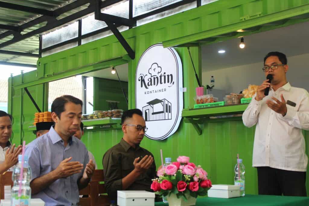 Program Kantin Kontainer di FEBI IAIN Kudus.