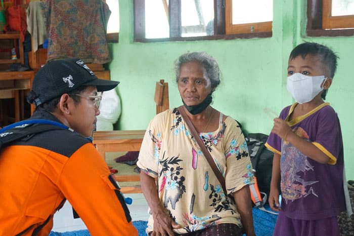 Dapur Umum Dompet Dhuafa di kamp pengungsian Erupsi Gunung Lewotobi Laki-Laki