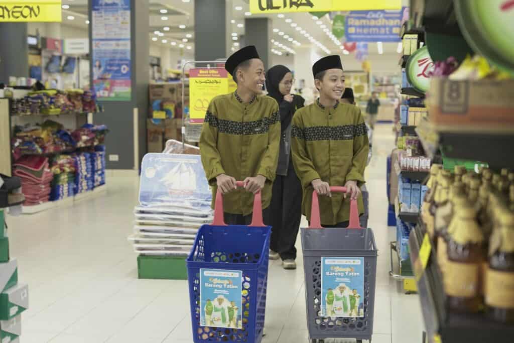 Belanja Bareng Yatim bersama LuLu Hypermart