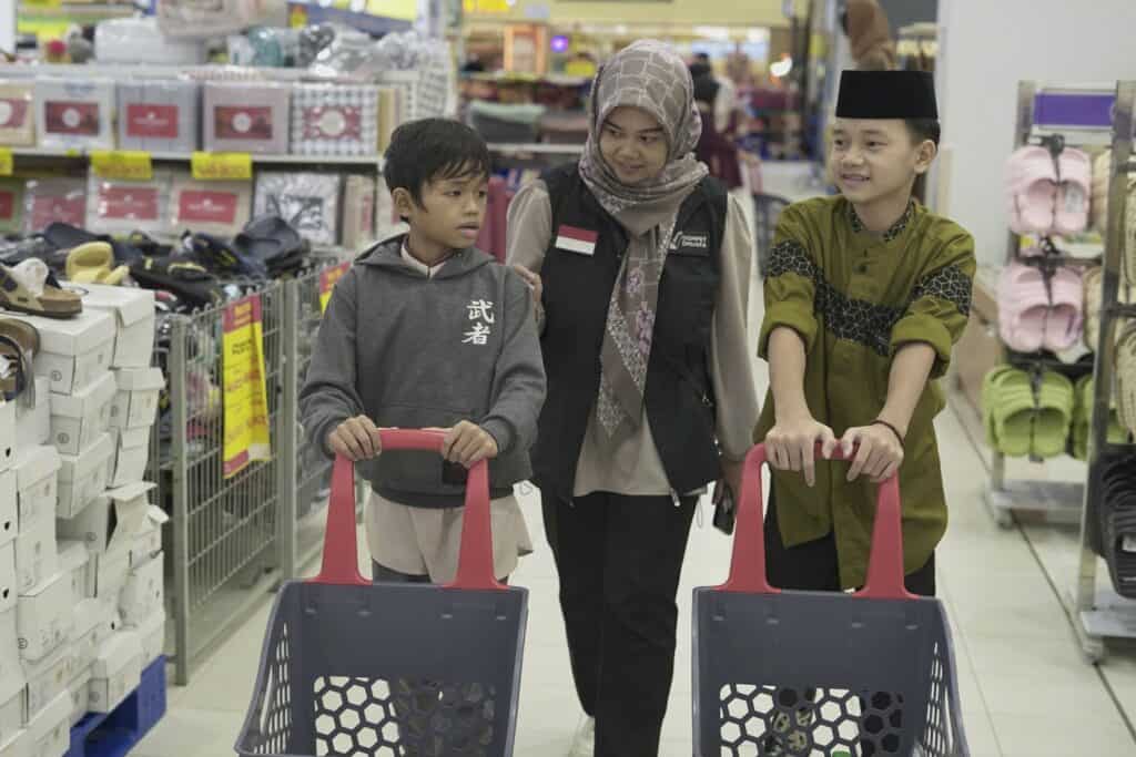 Belanja Bareng Yatim bersama LuLu Hypermart