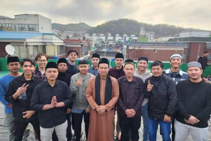 Dai Ambassador Dompet Dhuafa Rayakan Idulfitri di Korea Selatan