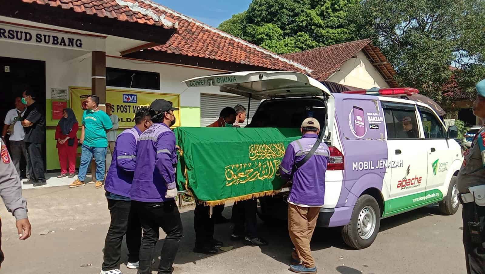 BARZAH Dompet Dhuafa bantu korban kecelakaan di Subang