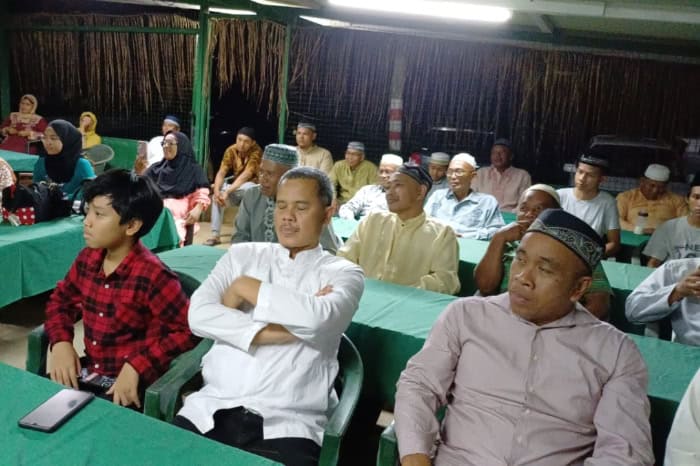 Dai Ambassador Dompet Dhuafa Suriname, Ustaz Achmad Fauzi