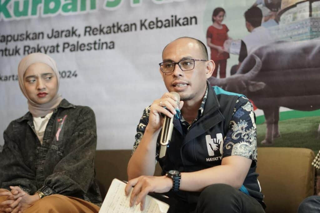 Muhammad Maik Jovial Dien menjelaskan bagaimana pelaksanaan kurban untuk Palestina.