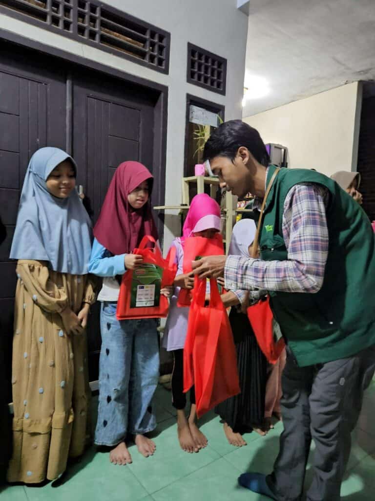 penerima manfaat School Kit dan Al-Quran