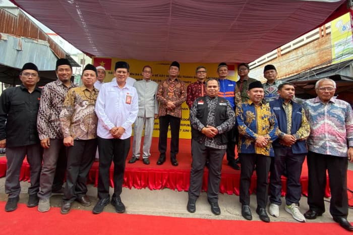 Peletakan Batu Pertama Pembangunan Masjid Salamad Indonesia di Vietnam.