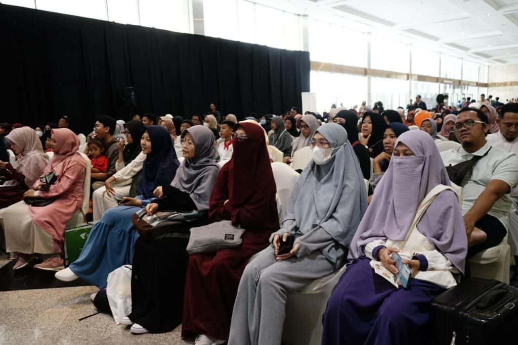 Antusias pengunjung memenuhi Hall A, JCC, pada gelaran Diskusi Buku 7 Oktober: Matahari Diujung Rafah”.