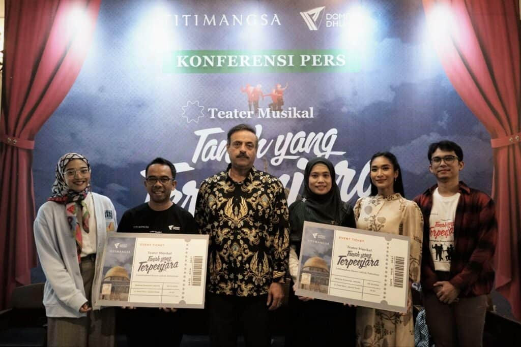 Dompet Dhuafa menggelar Konferensi Pers Teater Musikal Tanah Yang Terpenjara #LantangkanSuarauntukPalestina, berkolaborasi dnegan Titimangsa, Rabu (18/9/2024) di Bakoel Koffie, Cikini, Jakarta.