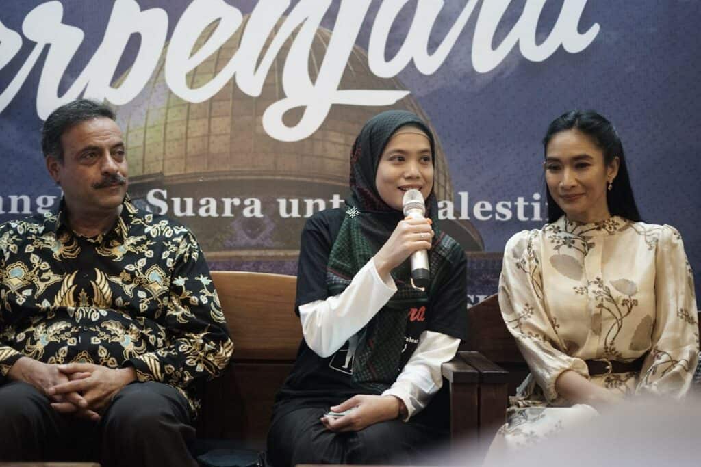 Etika Setiawanti, Sekretaris Yayasan Dompet Dhuafa Republika dalam Konferensi Pers Tanah Yang Terpenjara #LantangkanSuarauntukPalestina, Rabu (19/9/2024) di Bakoel Koffie, Cikini, Jakarta Pusat.