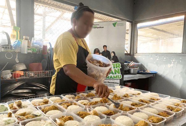 Traktir Makan Saudaramu Dompet Dhuafa Jawa Tengah