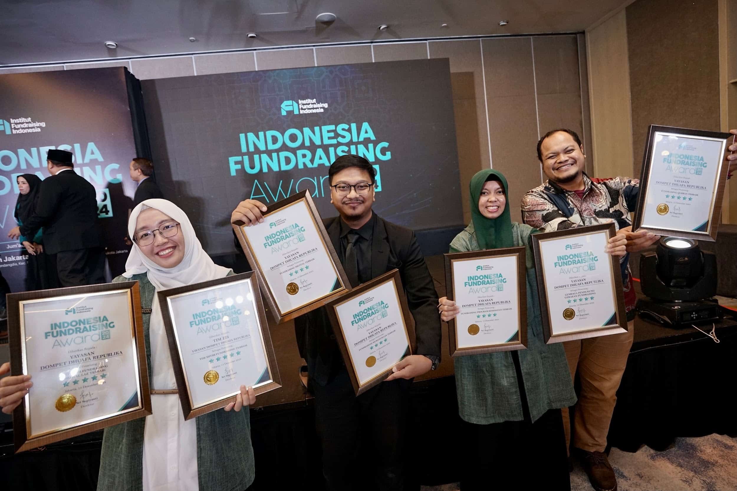 Dompet Dhuafa borong penghargaan sekaligus dari Indonesia Fundraising Award 2024.