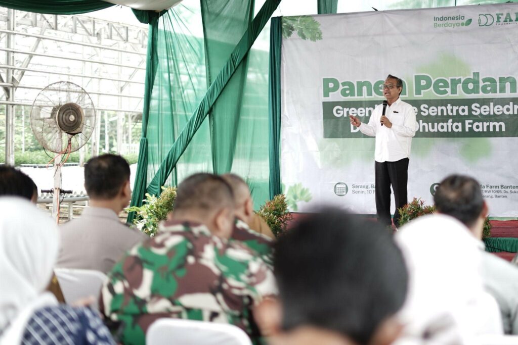 Rahmad Riyadi selaku Ketua Dewan Pengawas Yayasan Dompet Dhuafa Republika, memberi sambutannya mengapresiasi inovasi dan produktivitas dari Dompet Dhuafa Banten dalam mengelola zakat produktif, pada Senin (10/2/2025).